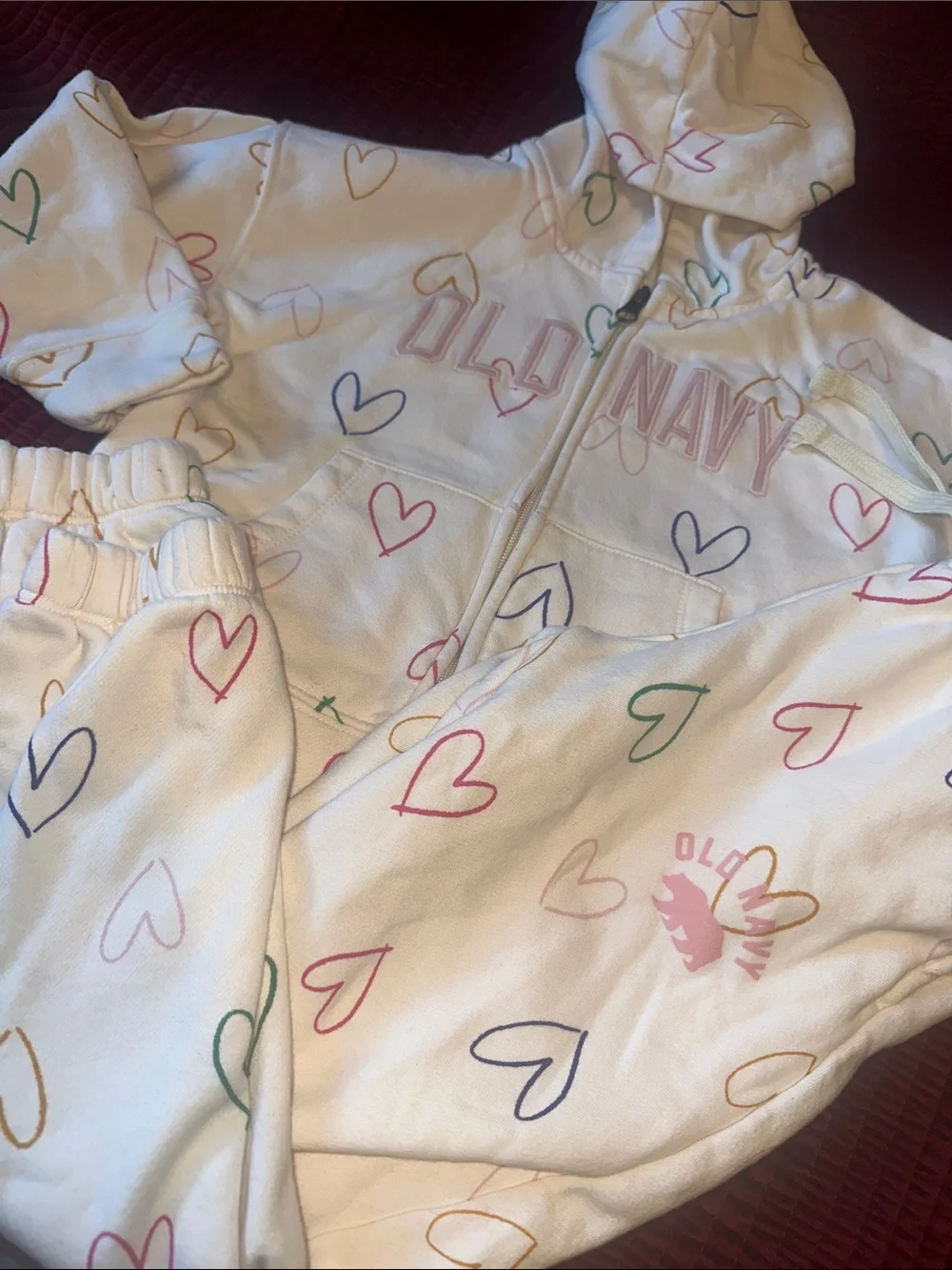 Old navy sweatsuit